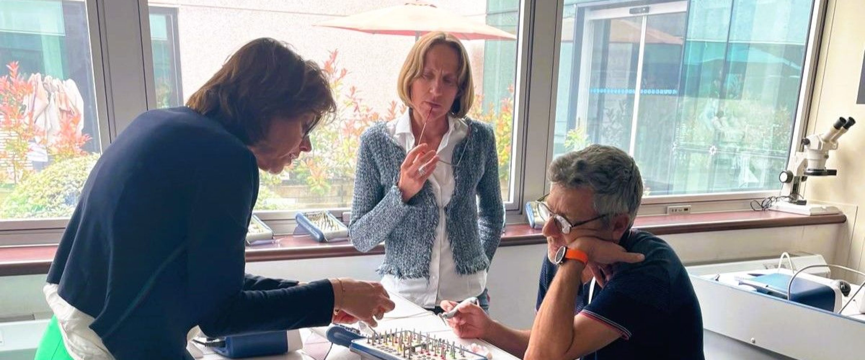 Nous avons eu le privilège de participer à l'événement Anthogyr les 23 et 24 mai 2024 à Sallanches. Une expérience inoubliable qui a marqué les esprits et nourri nos réflexions. Cette rencontre, placée sous le signe de la collaboration et de l'innovation, a été l'occasion de découvrir l'expertise inégalée d'Anthogyr et de renforcer notre partenariat.